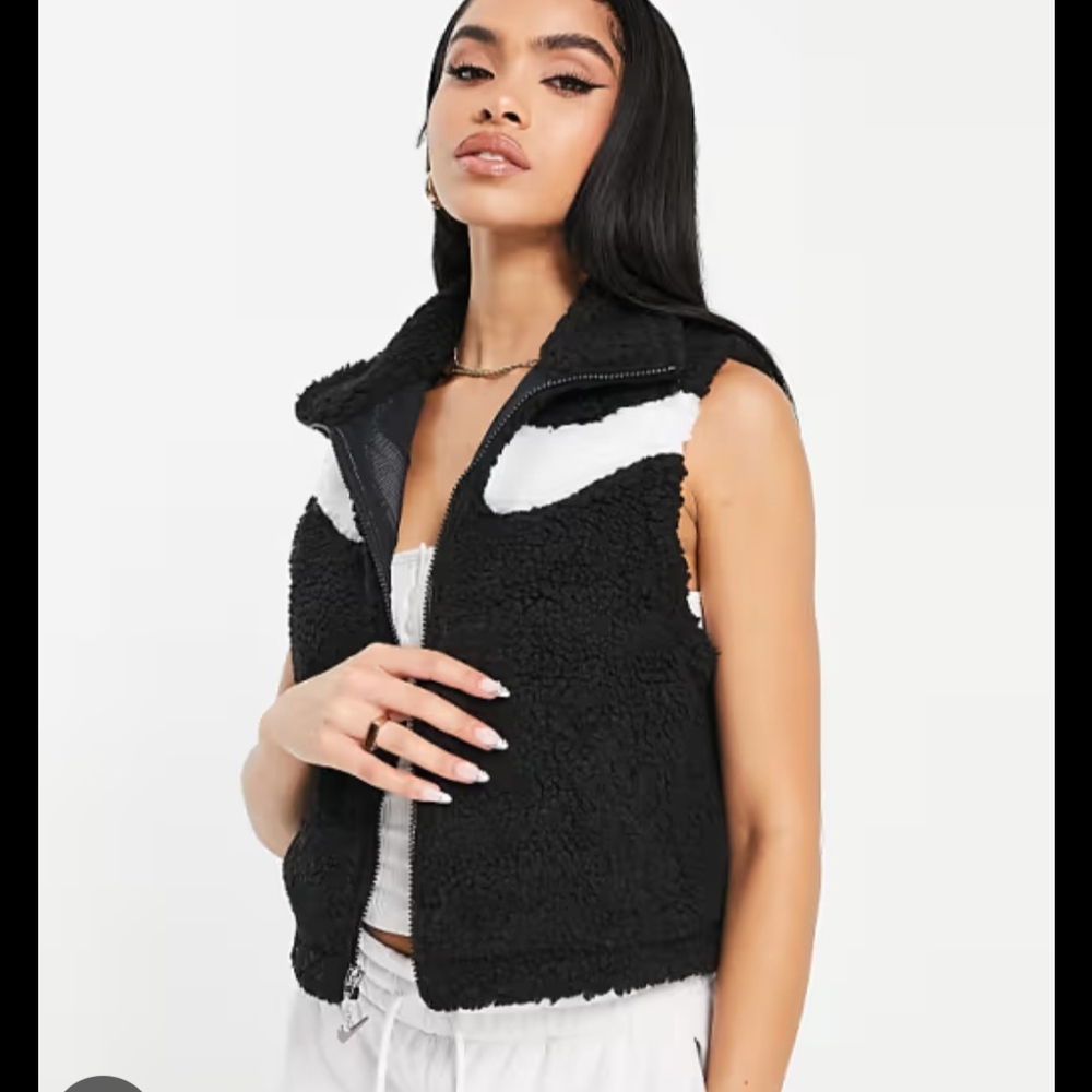 Nike Black Vest Plush Sherpa Jacket